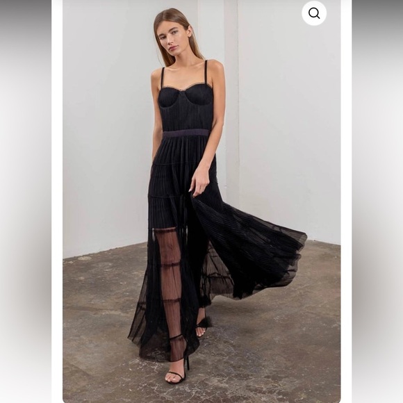 Moon River Black Ruched Bustier Maxi Dress NWT - Picture 1 of 9